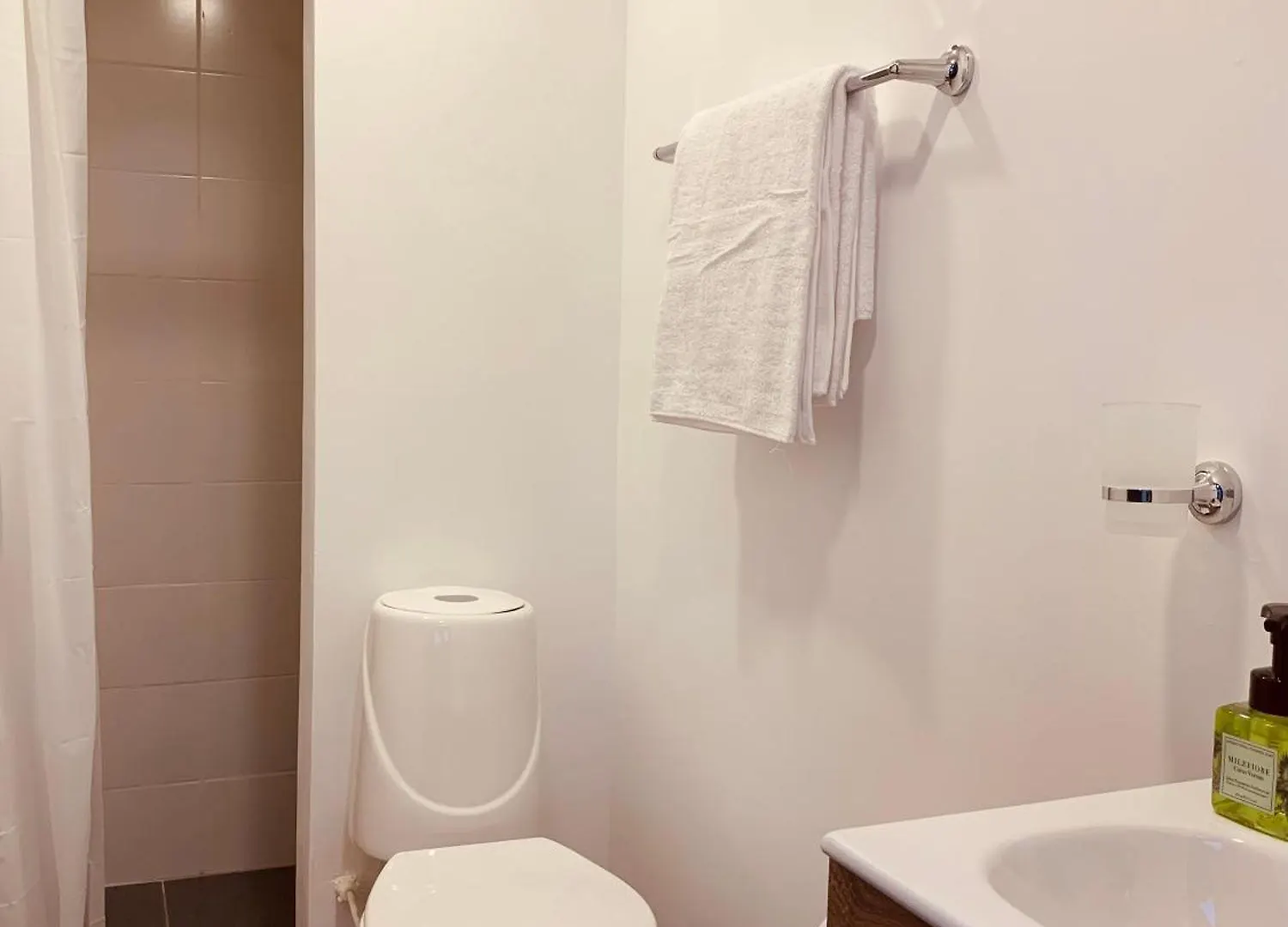Hostel Casa Creazzo 62 - Movistar Arena Bogotá